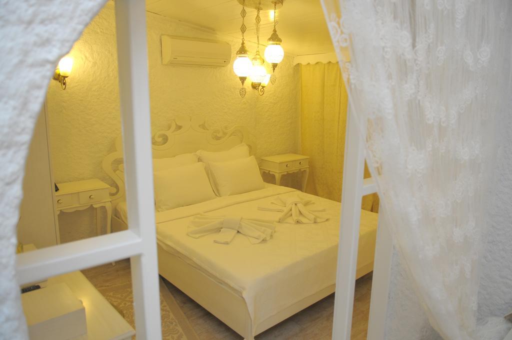Alacati Alanur Otel Rom bilde
