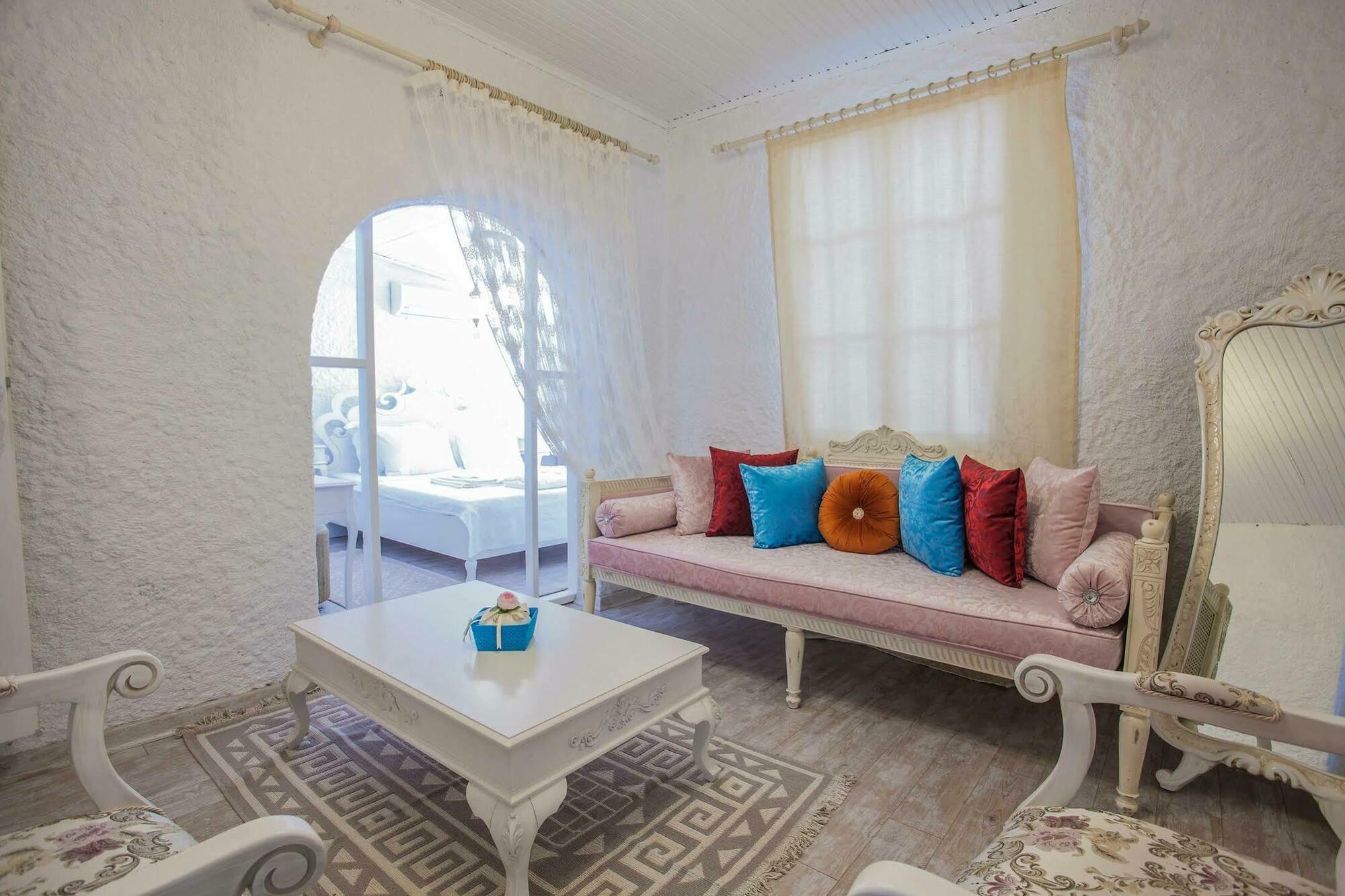 Alacati Alanur Otel Eksteriør bilde